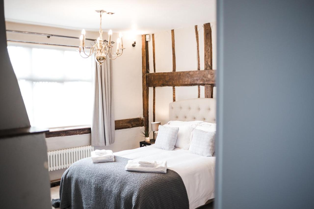 Villa Taylour House - Edenbridge, Sleeps 10, Historic, Unique Yet Modern Exterior foto