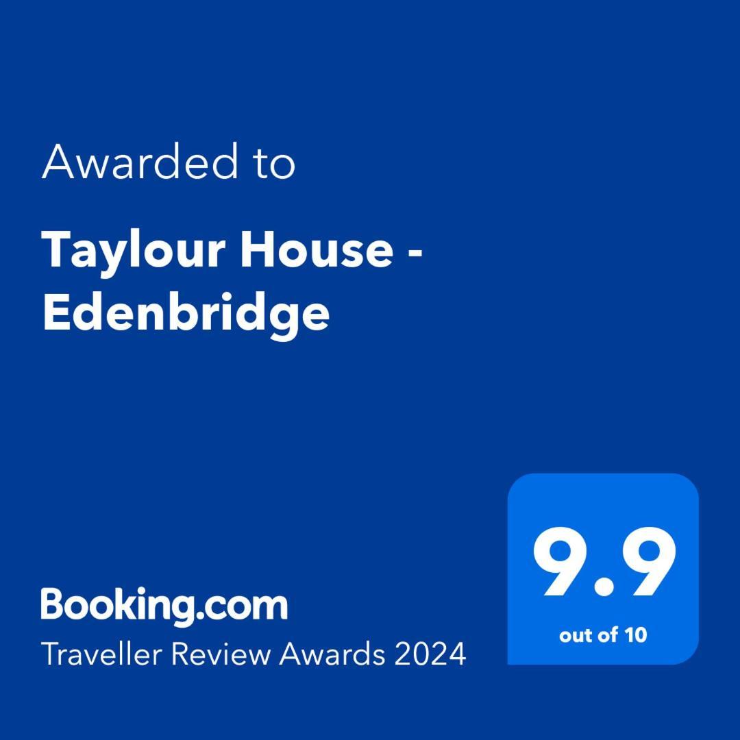 Villa Taylour House - Edenbridge, Sleeps 10, Historic, Unique Yet Modern Exterior foto